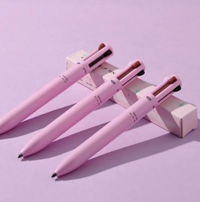 Crayon eyeliner, a lèvre, à sourcils et illuminateur